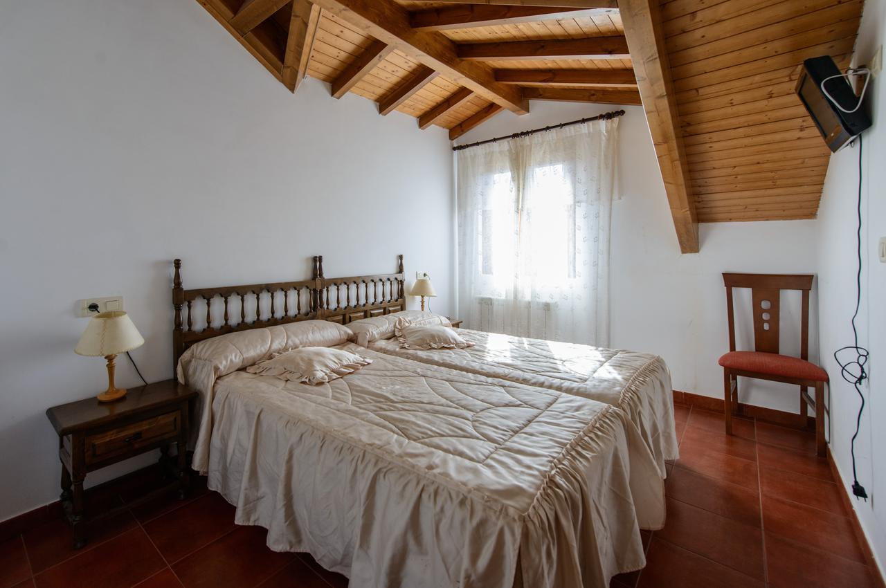 Hostal Camino Real Calzadilla de la Cueza Zewnętrze zdjęcie